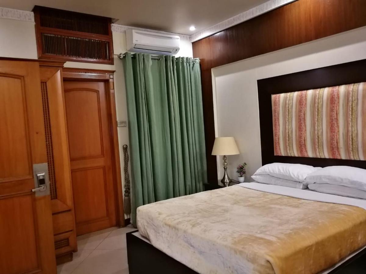Regency Inn Hotel Lahore Exteriör bild