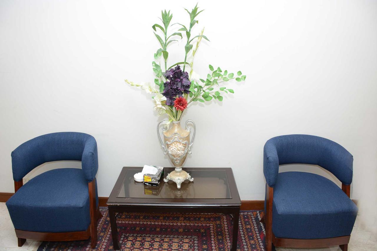 Regency Inn Hotel Lahore Exteriör bild