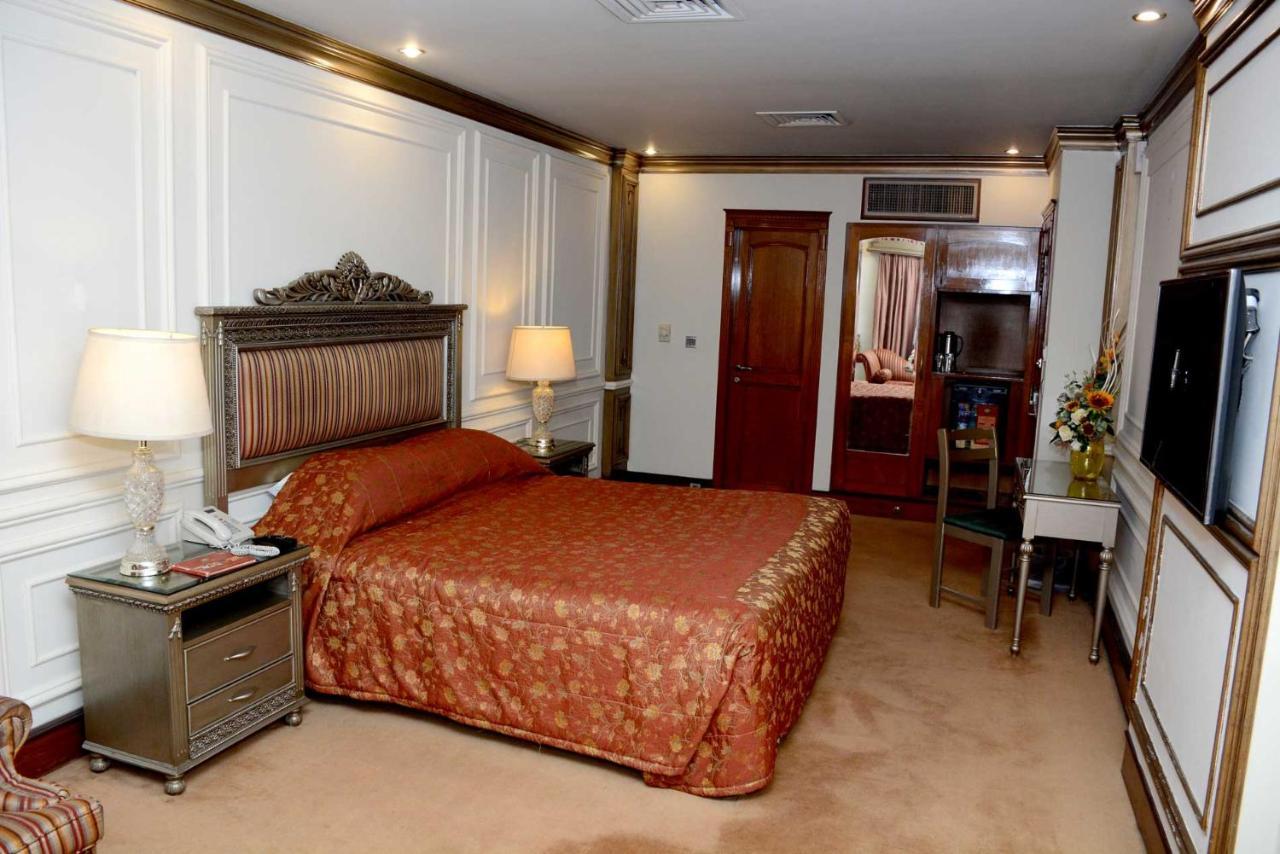 Regency Inn Hotel Lahore Exteriör bild
