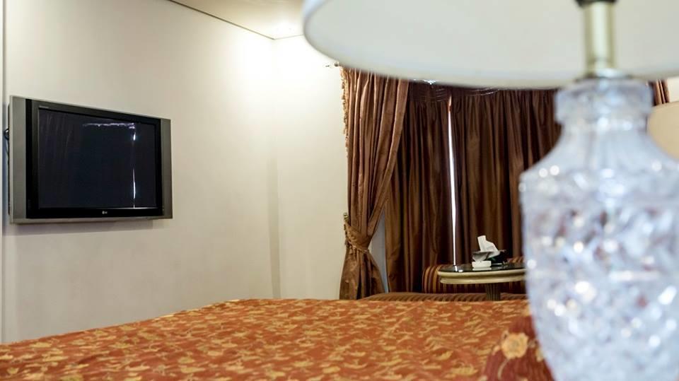 Regency Inn Hotel Lahore Exteriör bild